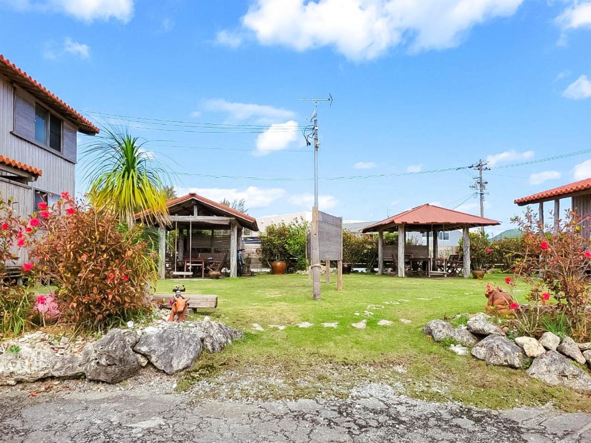 Pension Snadun Ginoza ภายนอก รูปภาพ